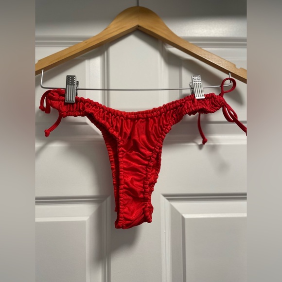 Bikini bottom - Picture 2 of 2